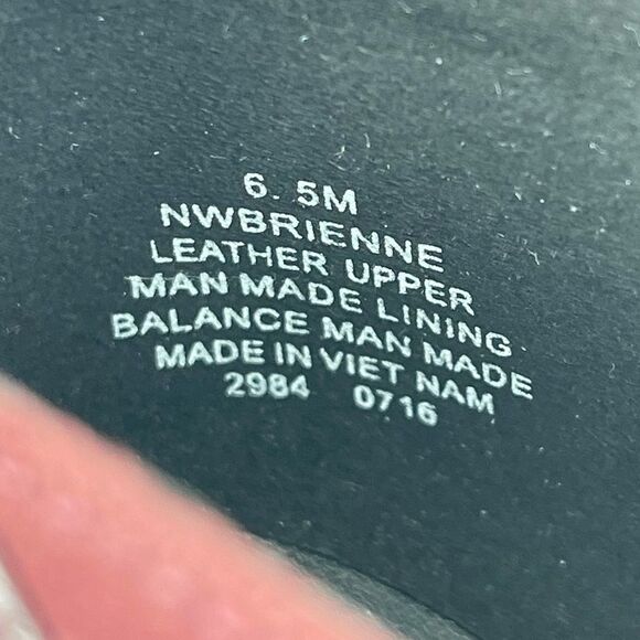 Nine West Brienne Women’s Wine Plum Leather Suede Rear Zip Heeled Booties 6.5 - Picture 15 of 16